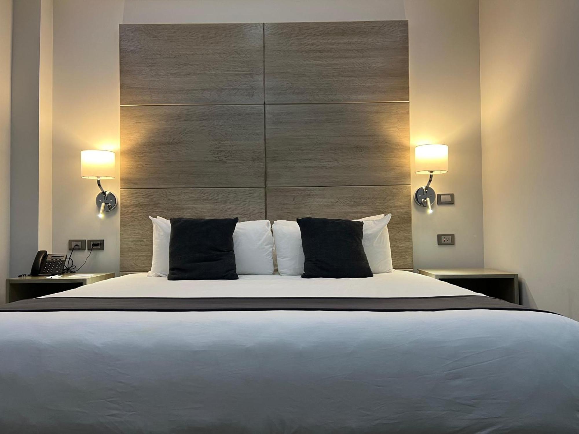 Hotel Gralta Jalostotitlan Екстер'єр фото
