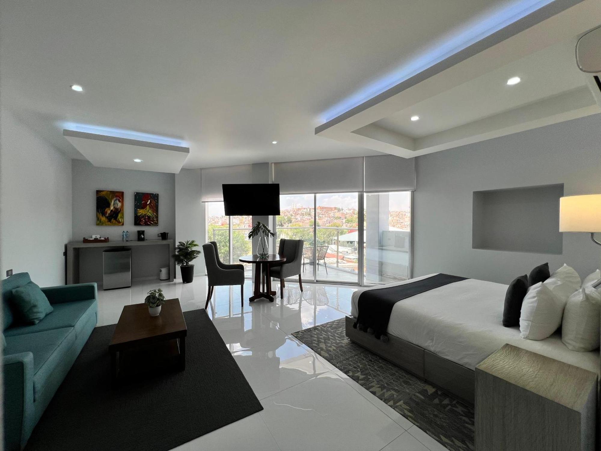 Hotel Gralta Jalostotitlan Екстер'єр фото