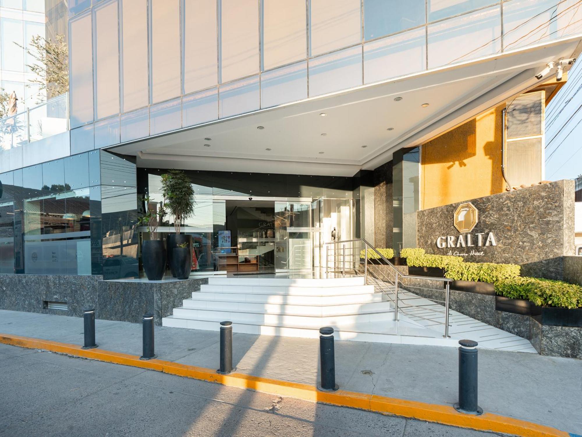 Hotel Gralta Jalostotitlan Екстер'єр фото