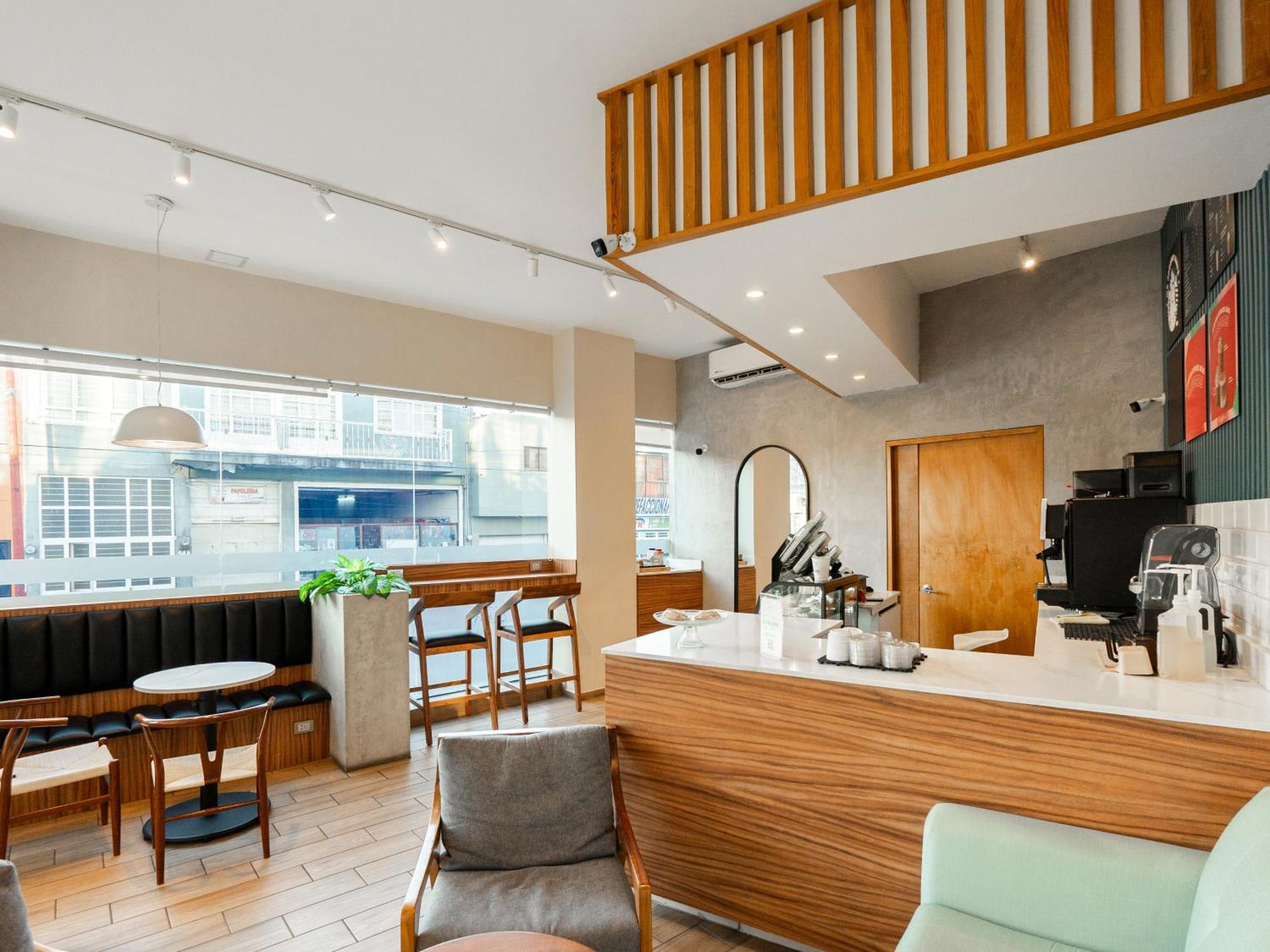 Hotel Gralta Jalostotitlan Екстер'єр фото